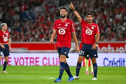 ليلة كتابة التاريخ.. جيرو يقود ليل لفوز مثير أمام بران في الدوري الأوروبي